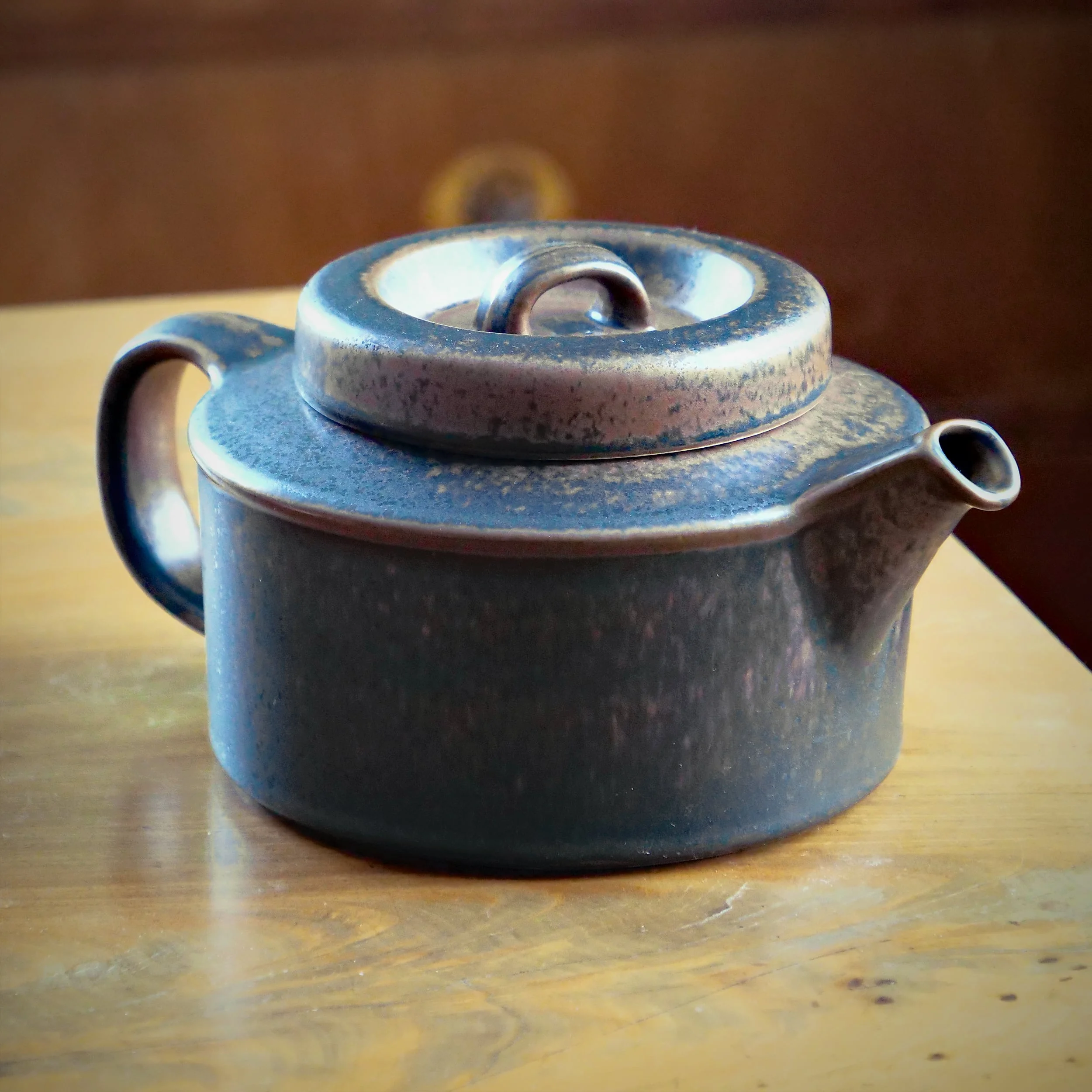 Tekanna, arabia ruska