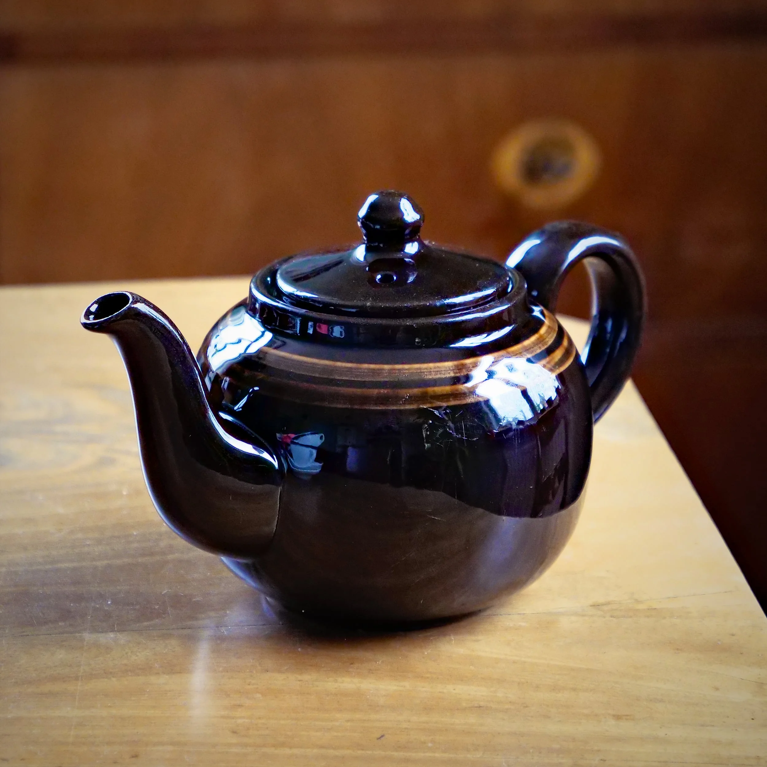 Tekanna, Brown Betty omärkt Tekanna, brown betty omärkt