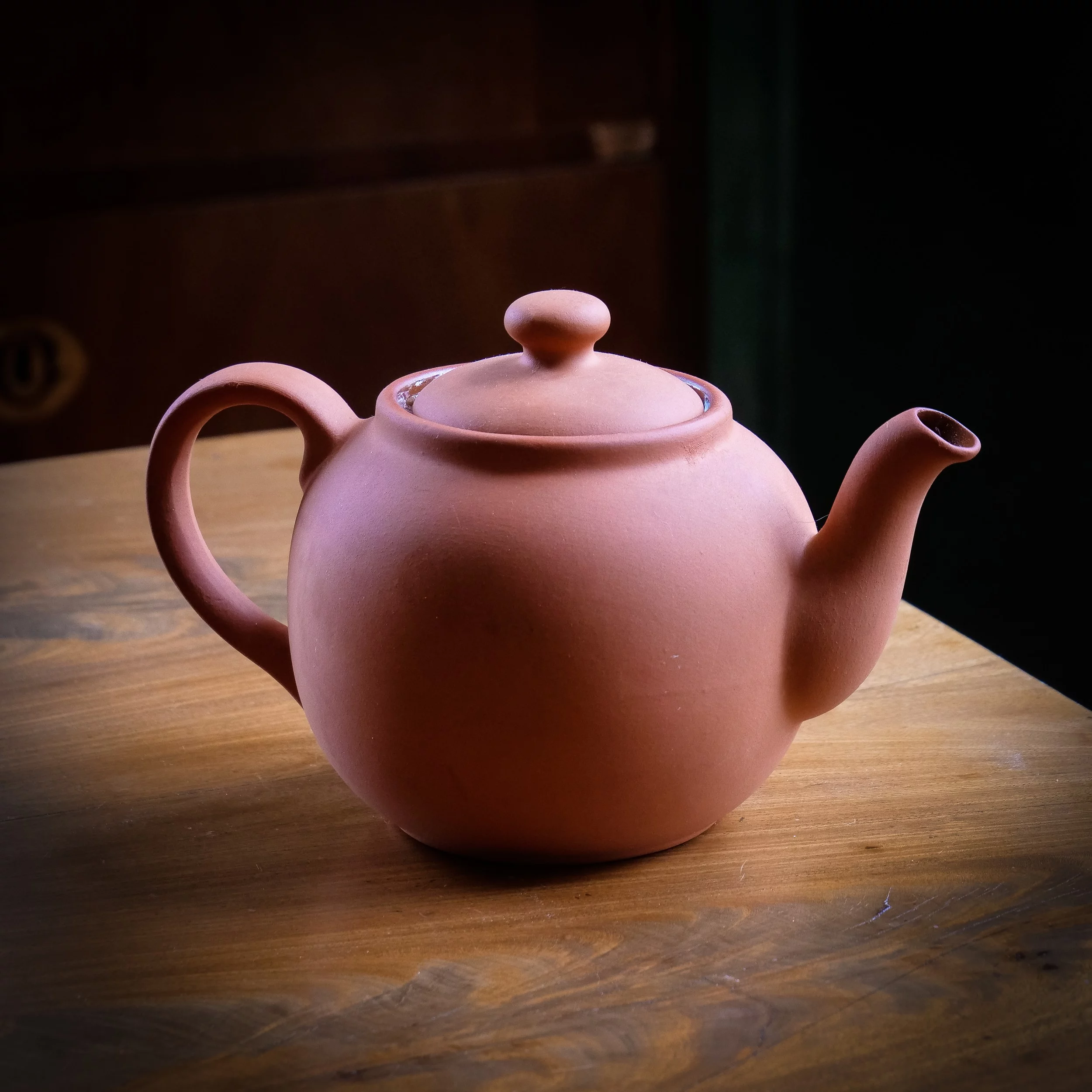 Tekanna, the original suffolk country teapot