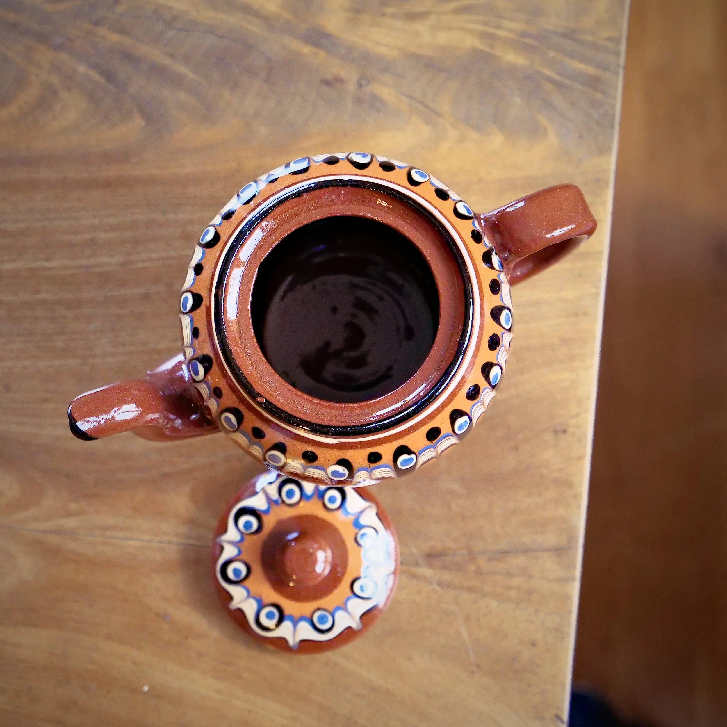 Tekanna, troyan pottery