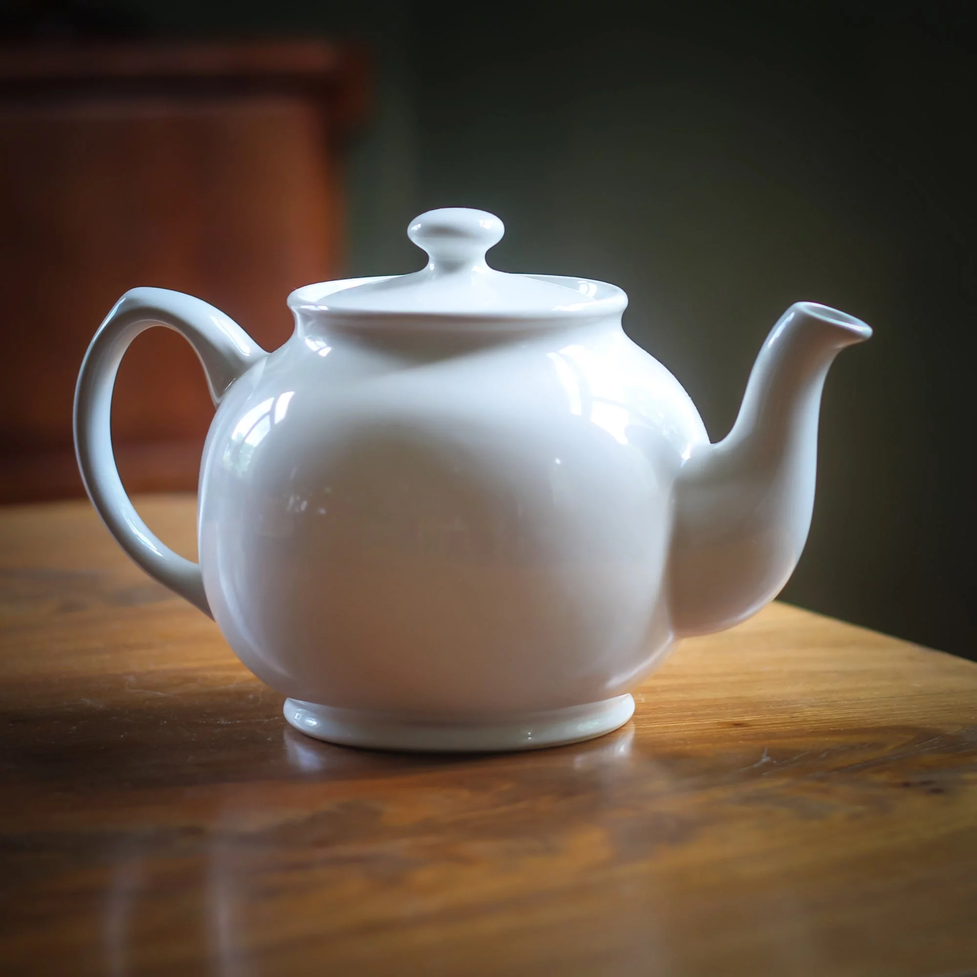 Sadler betty teapot