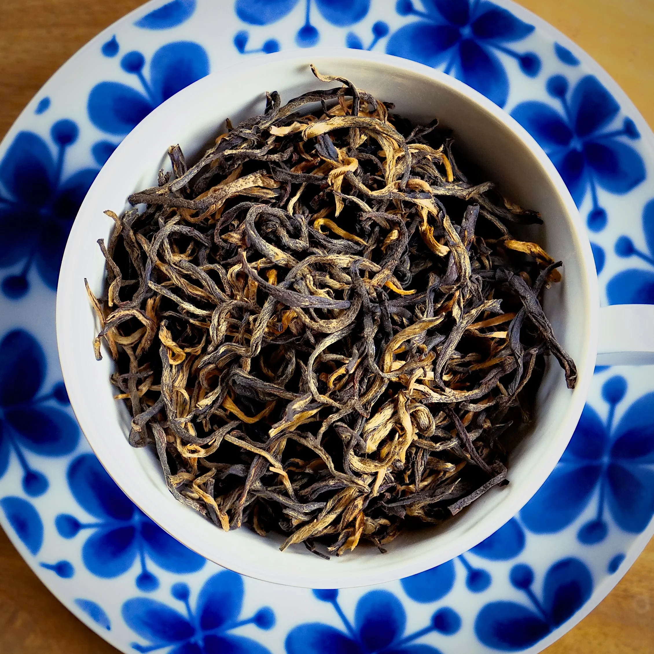 Yunnan golden silk mao feng yongde